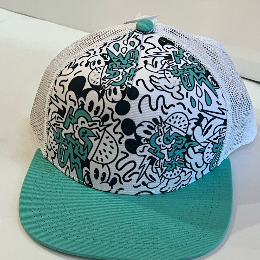 Disney Neff Mickey Mouse Adjustable Hat. NWT